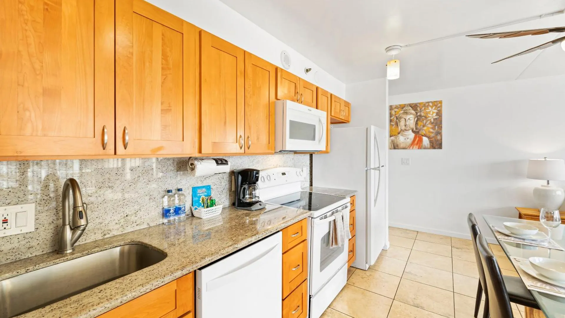 Waikiki Banyan T1-3106 Apartment Honolulu