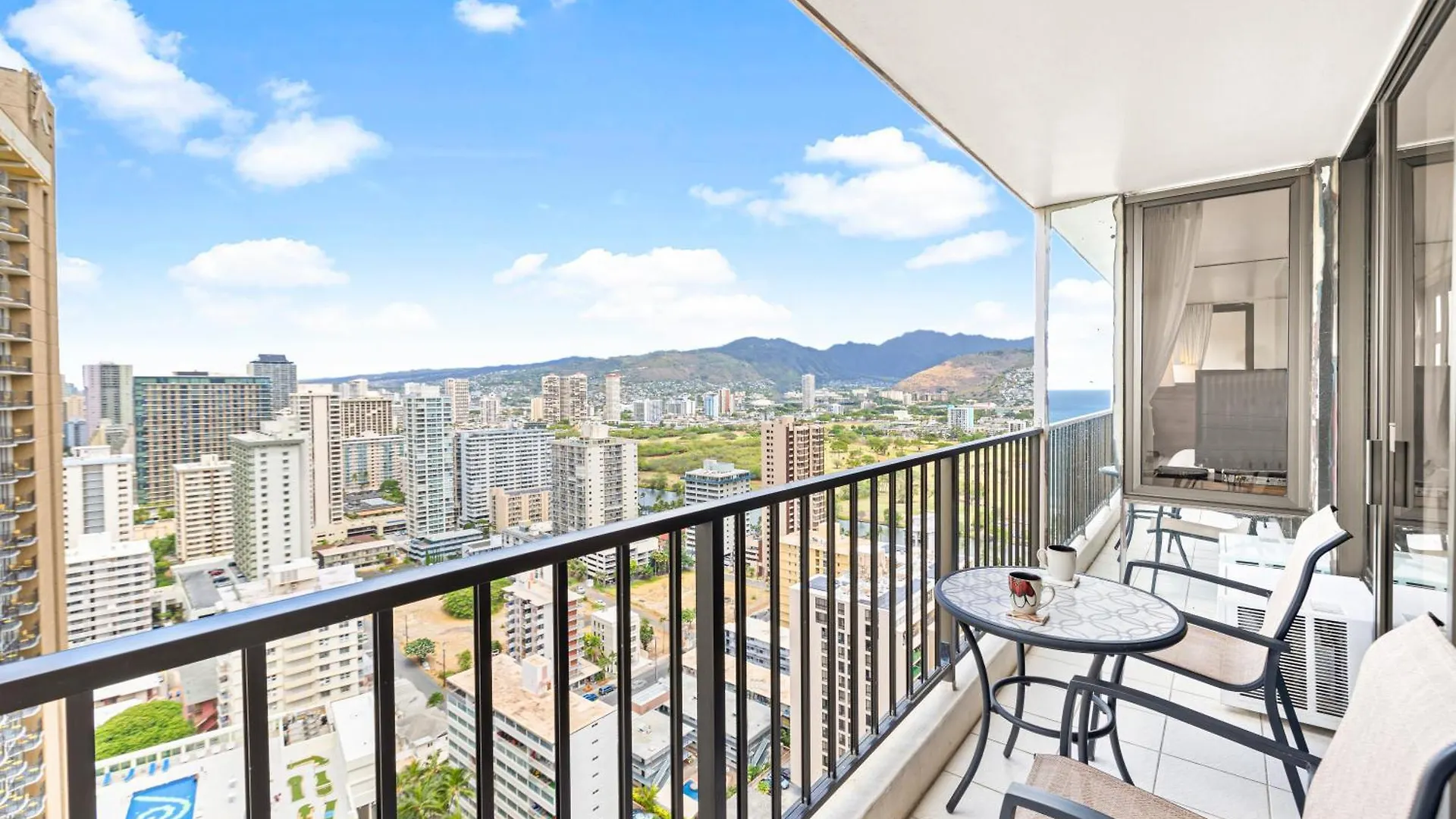 Waikiki Banyan T1-3106 Apartment Honolulu